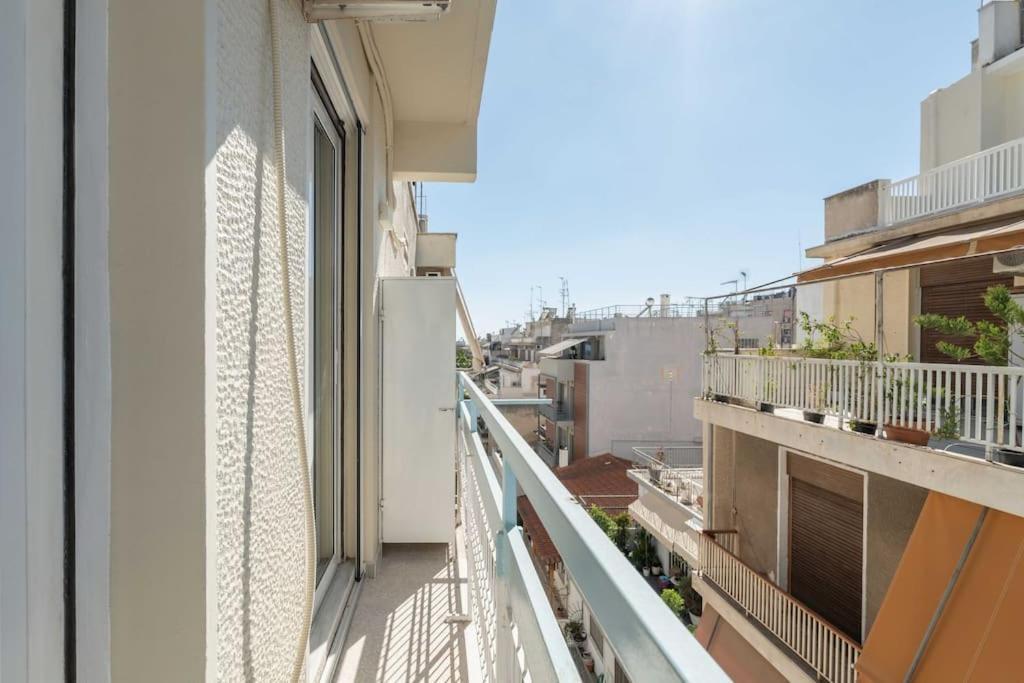 Bright & Airy 2Bd Apt Close To National Garden Athens Exterior photo
