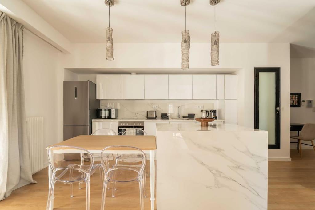 Bright & Airy 2Bd Apt Close To National Garden Athens Exterior photo